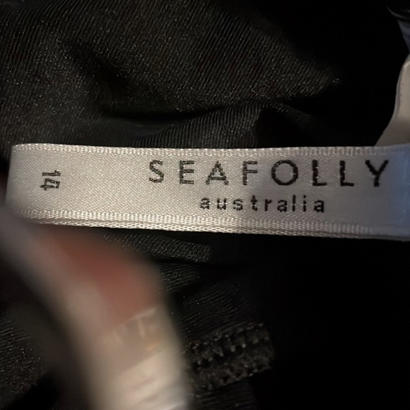 Black Seafolly Tankini in Size 14. 💗 Black L George bikini bottoms included 💗 - Picture 7 of 12